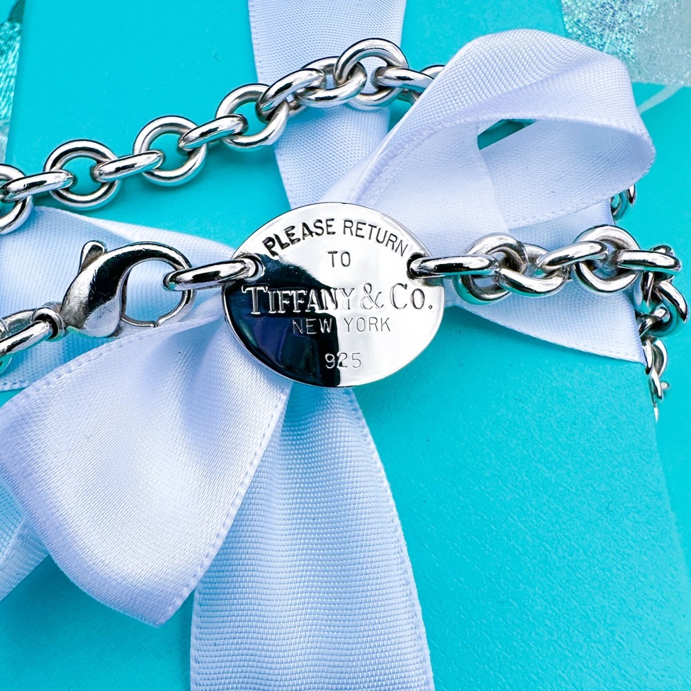 Tiffany & Co. Return To Tiffany Oval Tag Choker Necklace